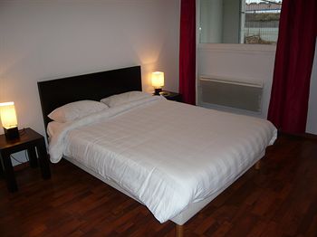Victoria Garden Suites