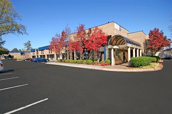 Arlington Suites
