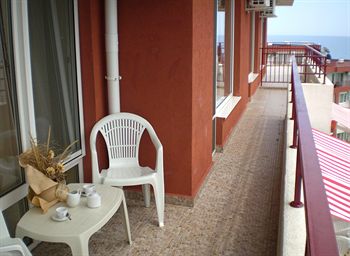 Panorama and Marina Freya