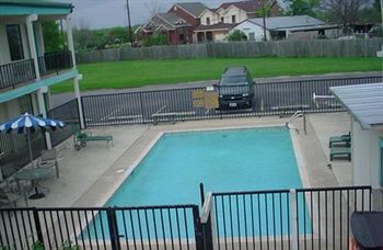 Travel Inn San Antonio