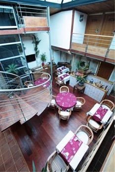 Le Manoir Hotel Des Indes