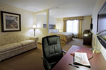 Comfort Inn & Suites