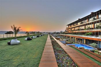 7800 Cesme