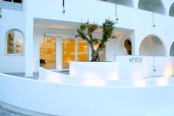 White Hotel & Resort