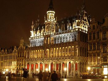 B-Aparthotel Grand' Place