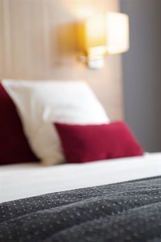 Hotel Husa de la Couronne