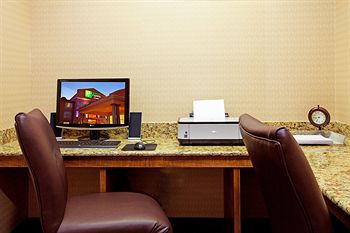Holiday Inn Express Hotel & Suites Lafayette South
