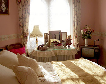 Courtenay House - B&B