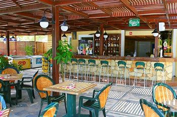 Narcissos Hotel Apartments