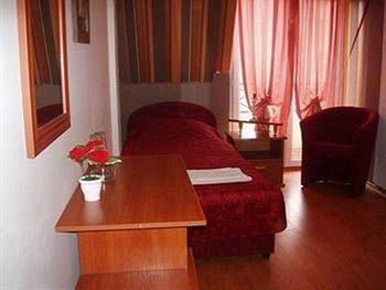 Ani Hotel