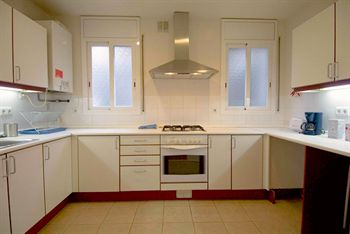 Pau Claris Apartment