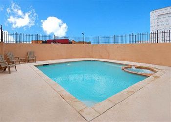 Comfort Suites Dallas