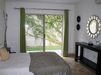 Ventanas Hotel & Residences