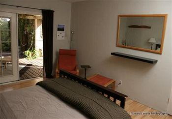ZenYard Guest House
