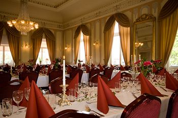 atilde-m-atilde-yen-ls-stadshotell