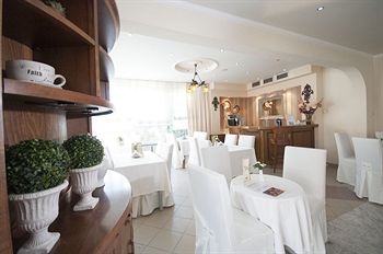 Alkyonis Hotel