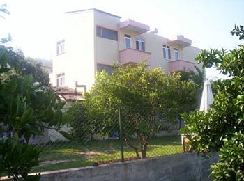 Akay Pension & Apartments