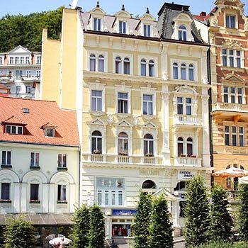 Hotel Heluan