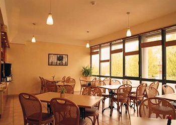 Deltour HÃ´tel Rodez Bourran
