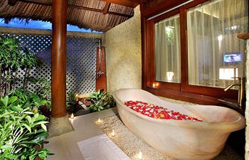 MerPerle Hon Tam Resort