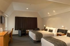 Ascot Park Hotel