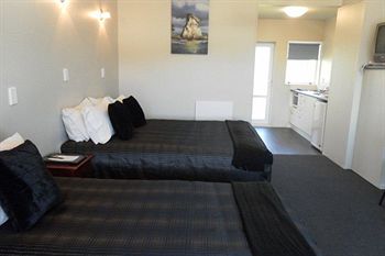 Aldan Lodge Motel