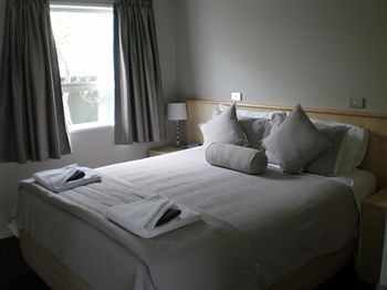 Arthur's Court Motor Lodge
