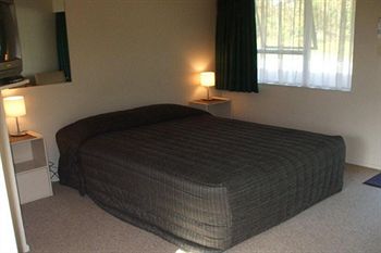 Glacier View Motel