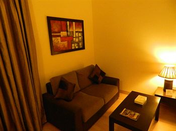 Cabana Hotel