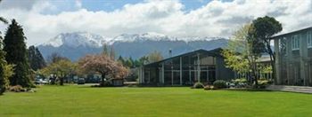 Distinction Te Anau Hotel And Villas