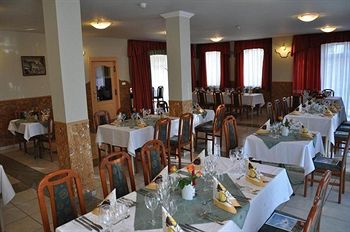 Platan Hotel