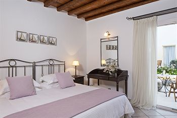 The A Hotel by Mykonos Arhontiko