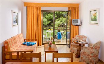 Aparthotel Blue Sea Cala Guya Mar