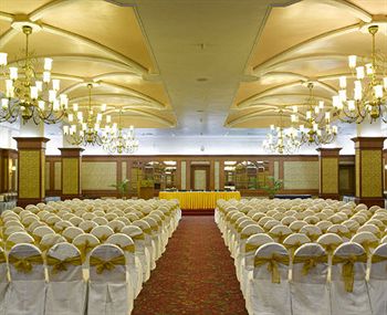 Hotel Abad Plaza