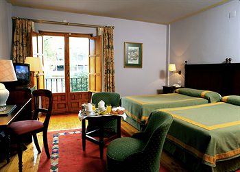 Parador De Gijon