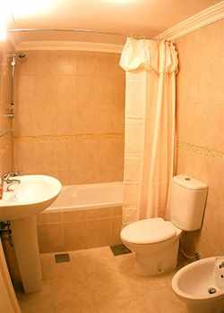 Casa Verde Suites