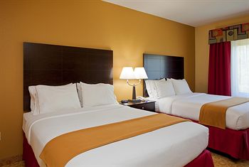 Holiday Inn Express Pensacola West - Navy Base