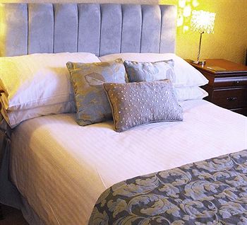 Roslyn House - Guest House