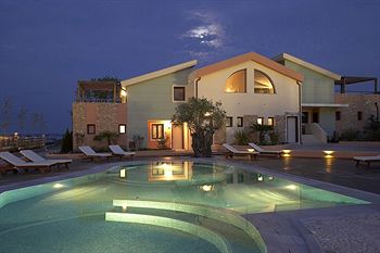 Alexandra Golden Boutique Hotel