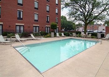 Comfort Inn & Suites Downtown Columbus