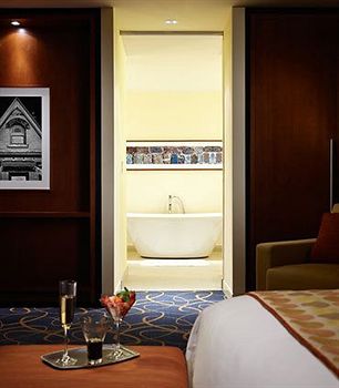 Montreal Airport Marriott Hotel
