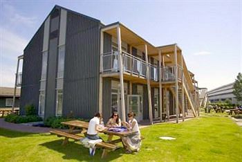 Hamar Hostel Vikingskipet / Vikingskipet Apartments