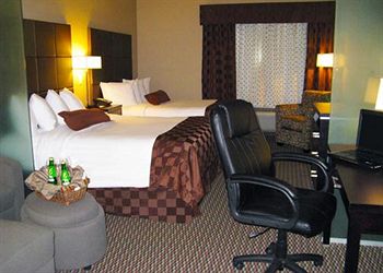 Comfort Suites Kelowna