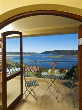 Villa Paradisa Guest House