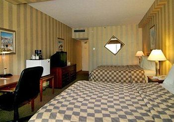 Clarion Hotel And Casino