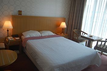 Lord Beach Hotel