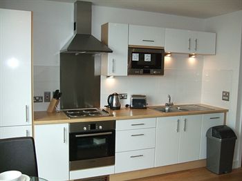 MAX Serviced Apartments Cardiff, Meridian Terrace