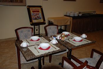 Planeta Inn Hotel