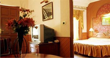JC Residency