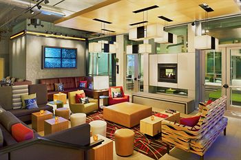 Aloft Charlotte Ballantyne